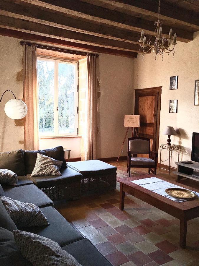 "La Maison De Villars" Au Coeur De La Nature Pressac Εξωτερικό φωτογραφία