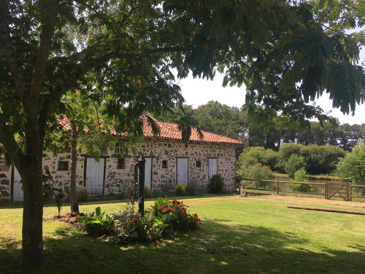 "La Maison De Villars" Au Coeur De La Nature Pressac Εξωτερικό φωτογραφία